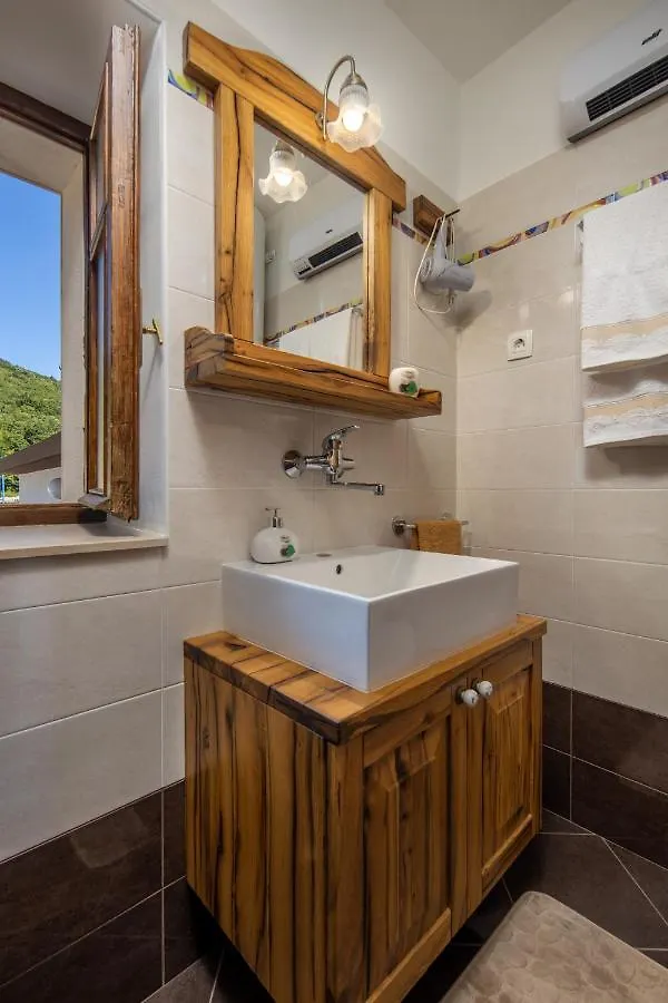 Villa Simici Quiet Peaceful Place With Pool Perfect To Enjoy The Nature Moscenicka Draga