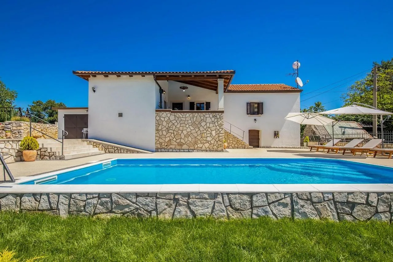 Villa Simici Quiet Peaceful Place With Pool Perfect To Enjoy The Nature Moscenicka Draga Croatia