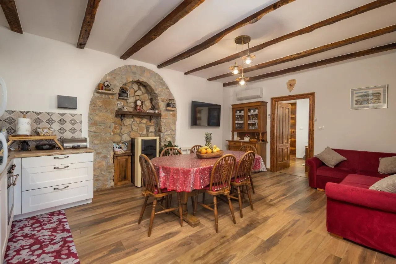 Villa Simici Quiet Peaceful Place With Pool Perfect To Enjoy The Nature Moscenicka Draga