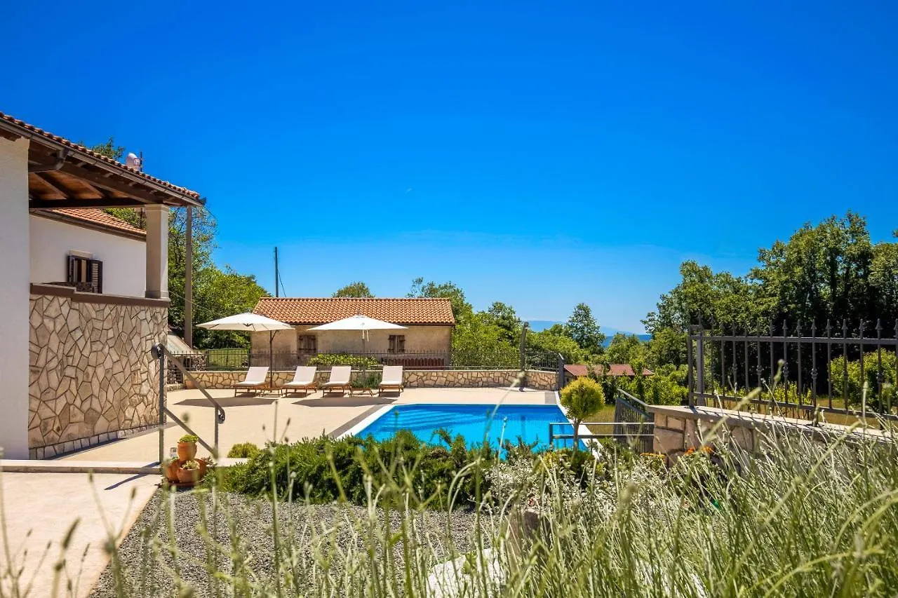 Villa Simici Quiet Peaceful Place With Pool Perfect To Enjoy The Nature Moscenicka Draga
