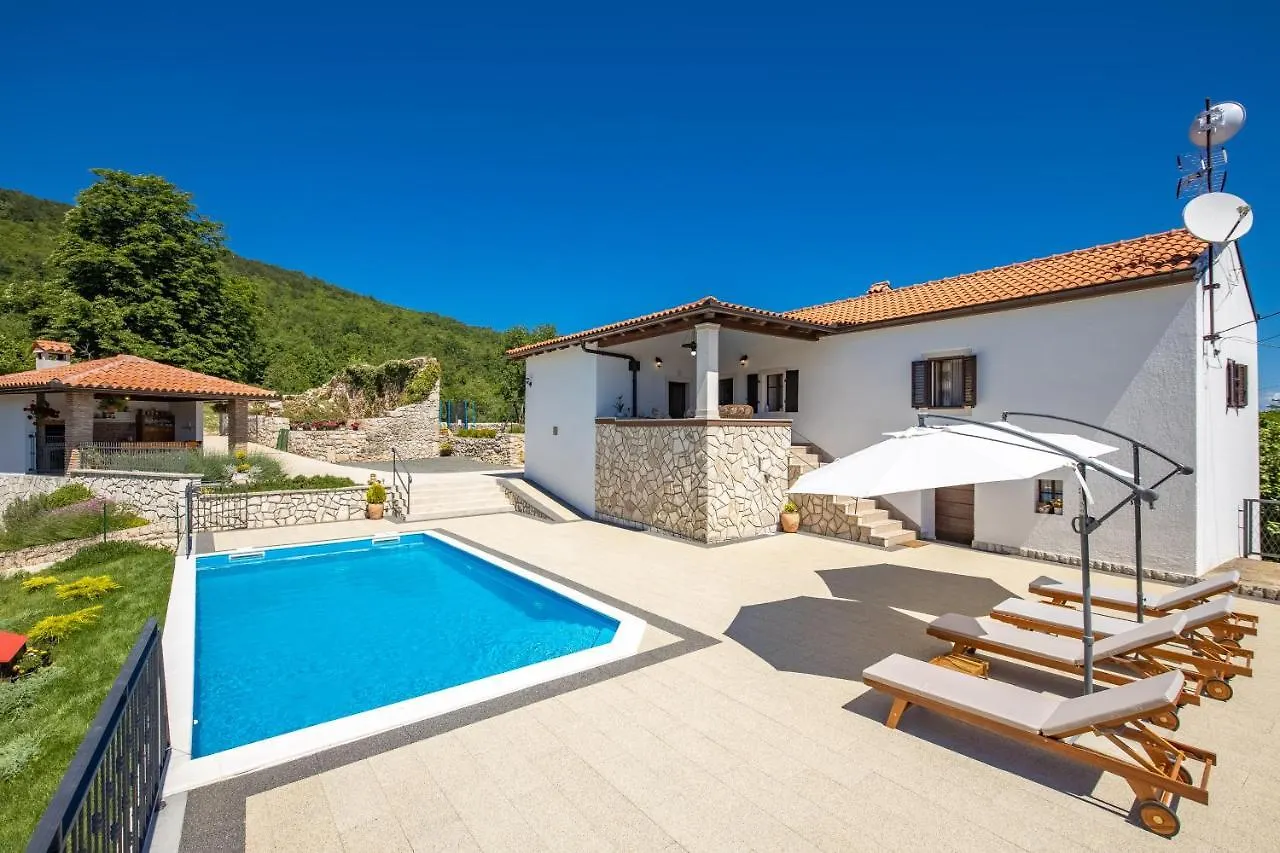 Villa Simici Quiet Peaceful Place With Pool Perfect To Enjoy The Nature Moscenicka Draga